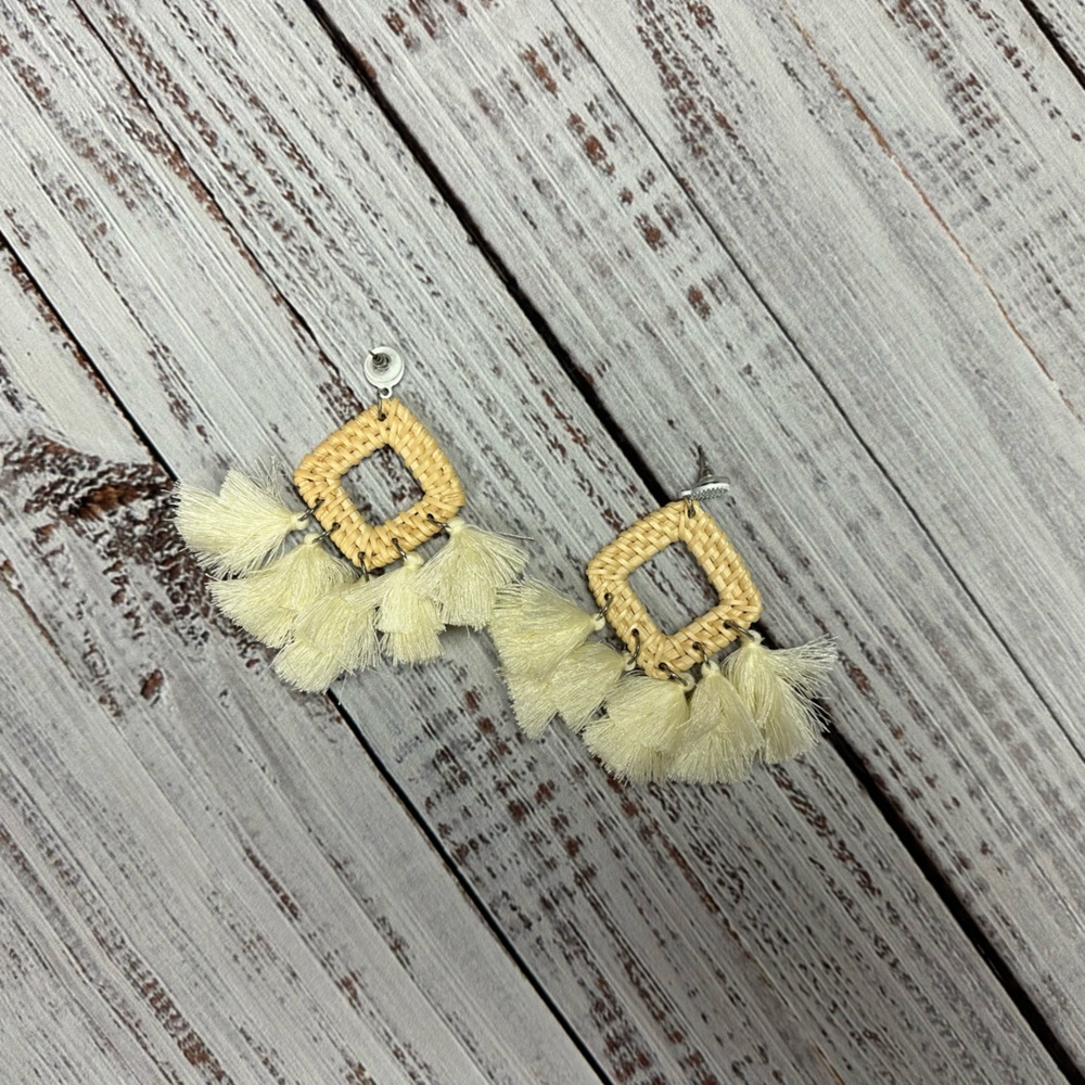 🌿Boho Chic Rattan Earrings - Lightweight Geometric TSsel Woven Earrings 🌿